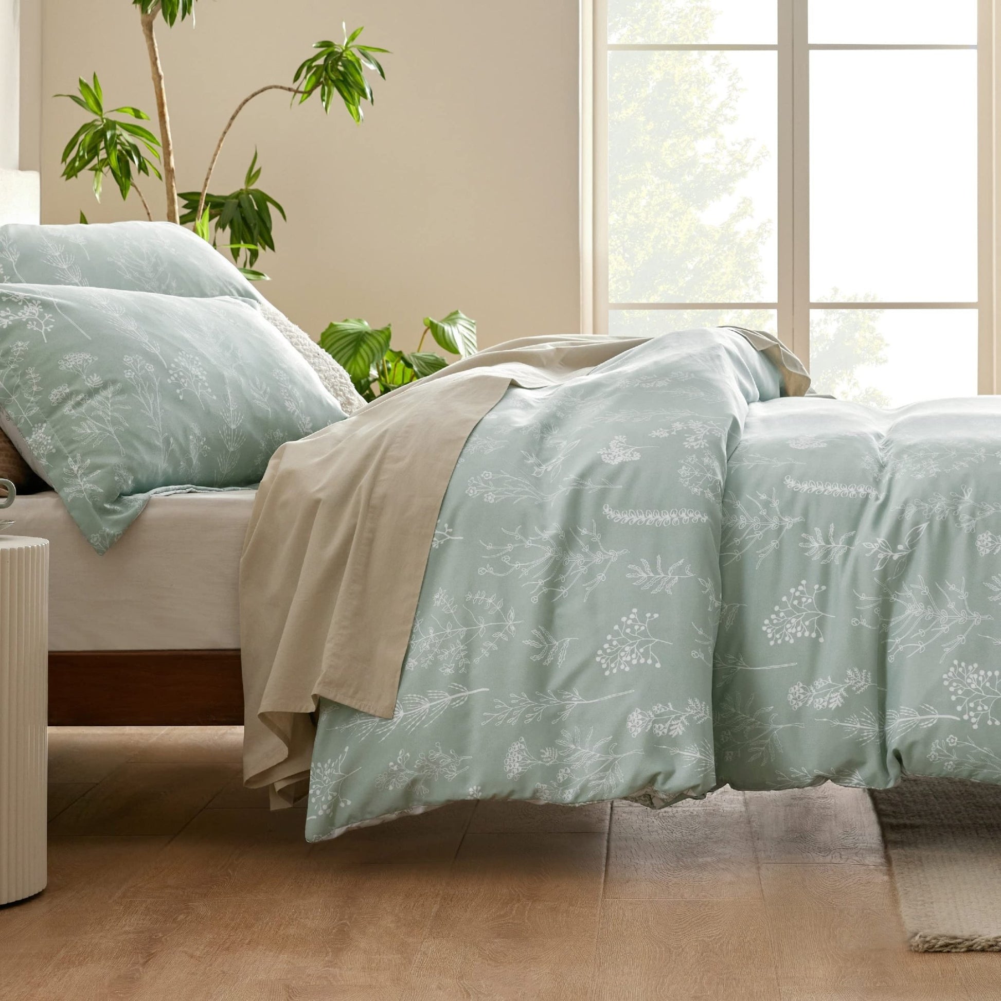 Bedsure Queen Comforter Set - Sage Green Bed Set, 3 Pieces Cute Floral Bedding, 1 Soft Reversible Botanical Flowers Comforter and 2 Pillow Shams - The One Stop Deals