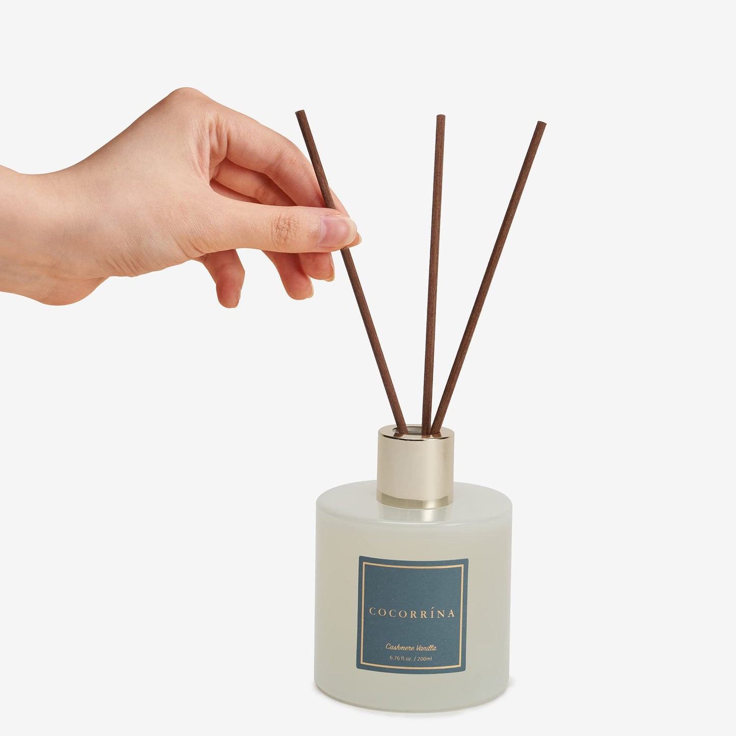 Cocorrína Premium Reed Diffuser Set with Preserved Baby's Breath & Cotton Stick Cashmere Vanilla | 6.7oz Scent Fragrance Oil Diffuser for Bedroom Bathroom Home Décor - The One Stop Deals